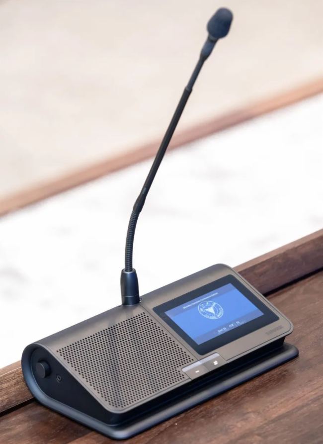 SHURE`ЧO(sh)úεğoӑϵy(tng)ע