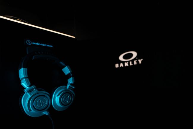 Audio-TechnicayְOakley Bunker\(yn)(dng)(hu)еlʢ磡