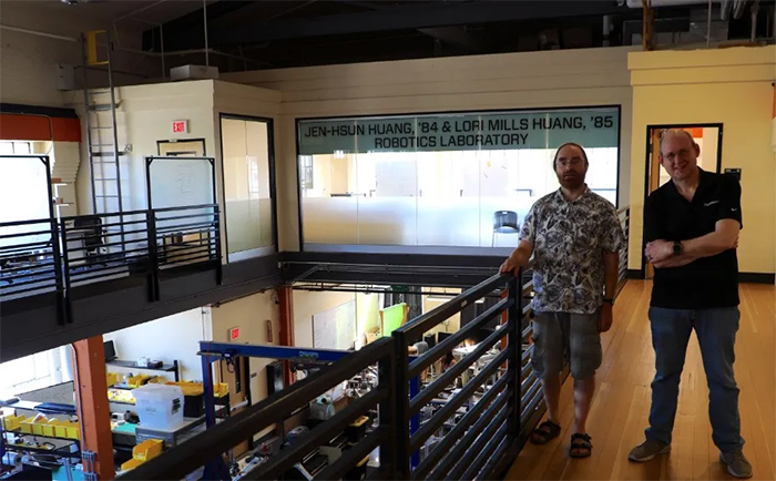 �Č�(sh��)�(y��n)���~��F(xi��n)��(sh��)���磬������OptiTrack�������ΙC(j��)����ȡ����ͻ��