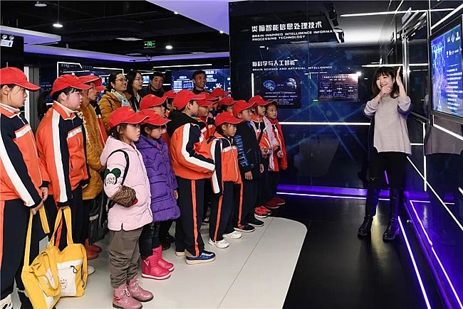 �ļ��g(sh��)����(ji��n)���ИI(y��)�x�ܣ���Ƽ�ġ��t���֡�֮·