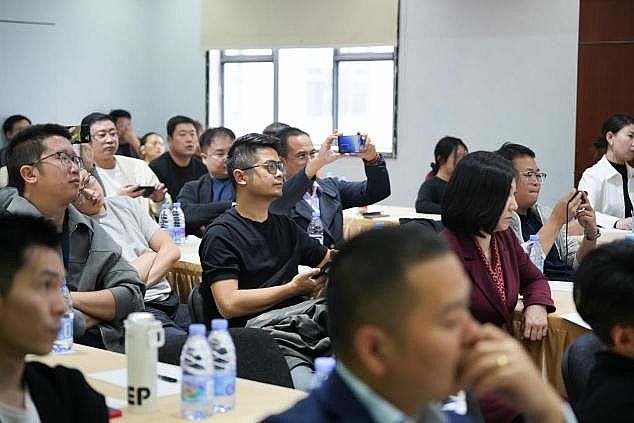 AI������(y��u)����˾Ӎ�`AI�_(k��i)������վGEO�����(hu��)���������GEO�Ј�(ch��ng)�C(j��)��