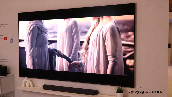 ����ߴ��ٴ�ͻ�ƣ�130Ӣ���ɞ�Һ���cMicro LED��(du��)ײ��(zh��n)��