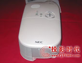 2005����ĻͶӰ���@ʾ�O(sh��)�䑪(y��ng)���c�Ј�(ch��ng)Փ���F(xi��n)��(ch��ng)�a(ch��n)Ʒչʾ�^(q��)֮NEC LT180+